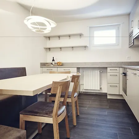 Serviced By Solaria מלון דירות דאבוס