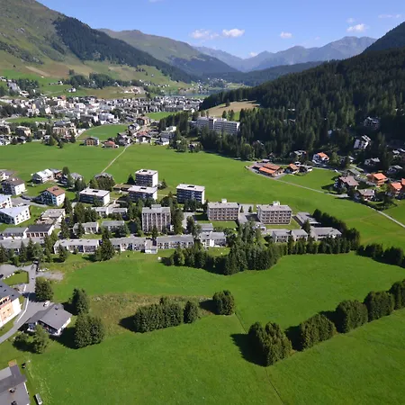 Serviced By Solaria 3*