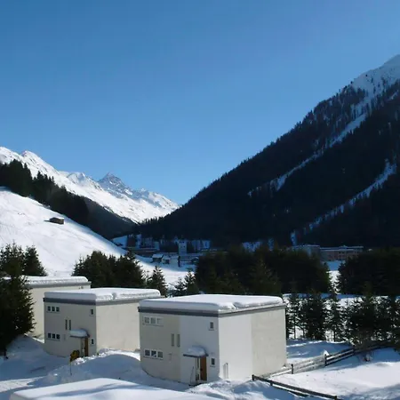 מלון דירות Serviced By Solaria