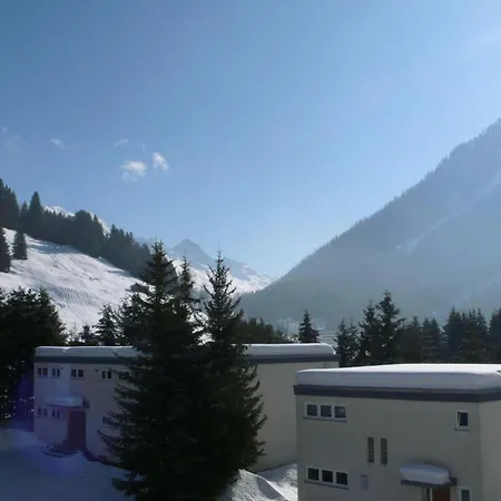 Serviced By Solaria Aparthotel Davos