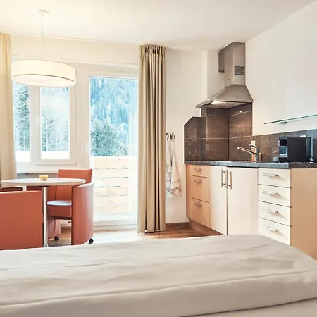 Serviced By Solaria アパートホテル 3*