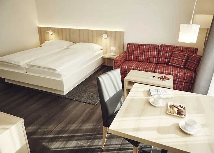 Serviced By Solaria דאבוס