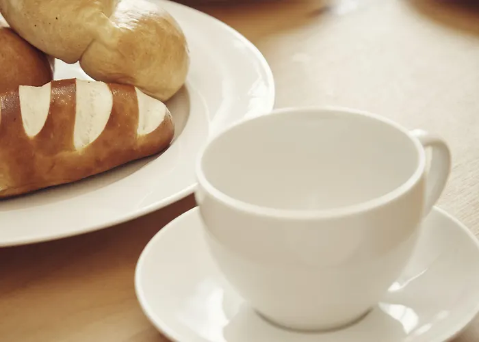 باي سولاريا المخدومة 3*