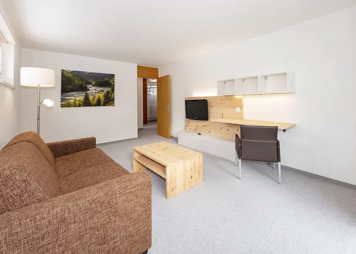 Serviced By Solaria דאבוס