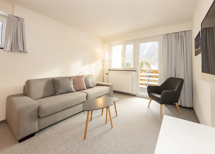 باي سولاريا المخدومة 3*