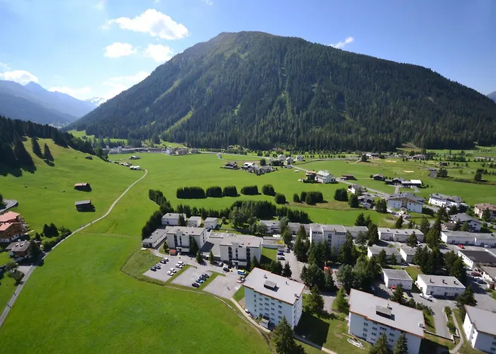 Serviced By Solaria Aparthotel 3*