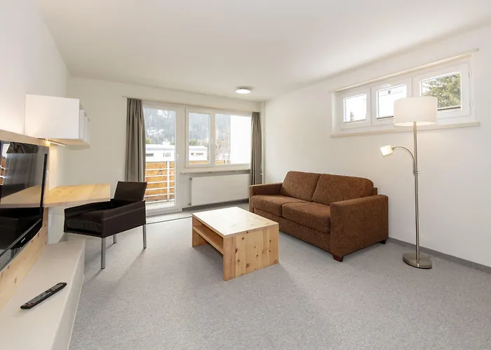 Serviced By Solaria Aparthotel 3*